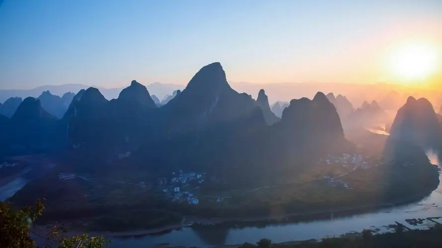 绿色高标准高质量